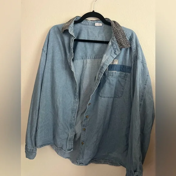 Cotton On Denim Button-Up Shirt - Picture 1 of 4